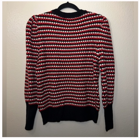 Belldini NWT Sweater With Gold Button Accents Large - Picture 2 of 3